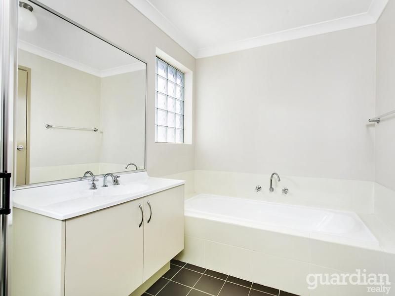 15 Marlow Place, Kellyville Ridge - Thumbnail 7