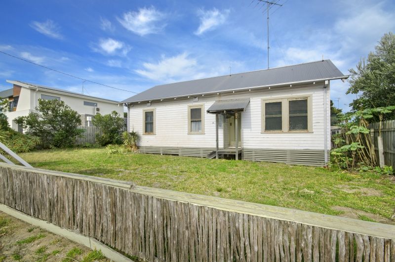 26 Lelean Street Ocean Grove VIC, Ocean Grove - Thumbnail 2