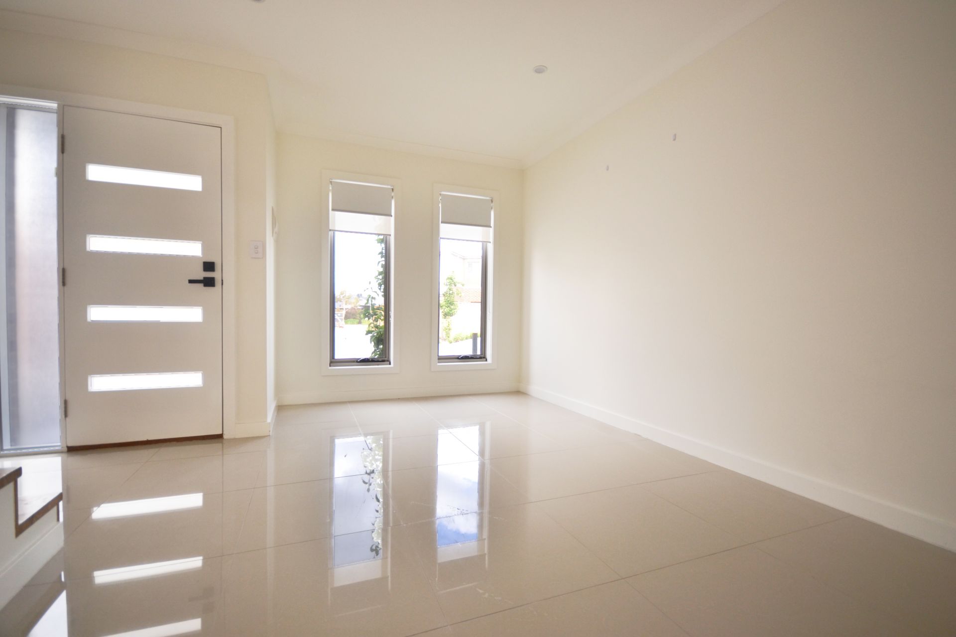 THREE BEDROOM CONTEMPORARY LIVING