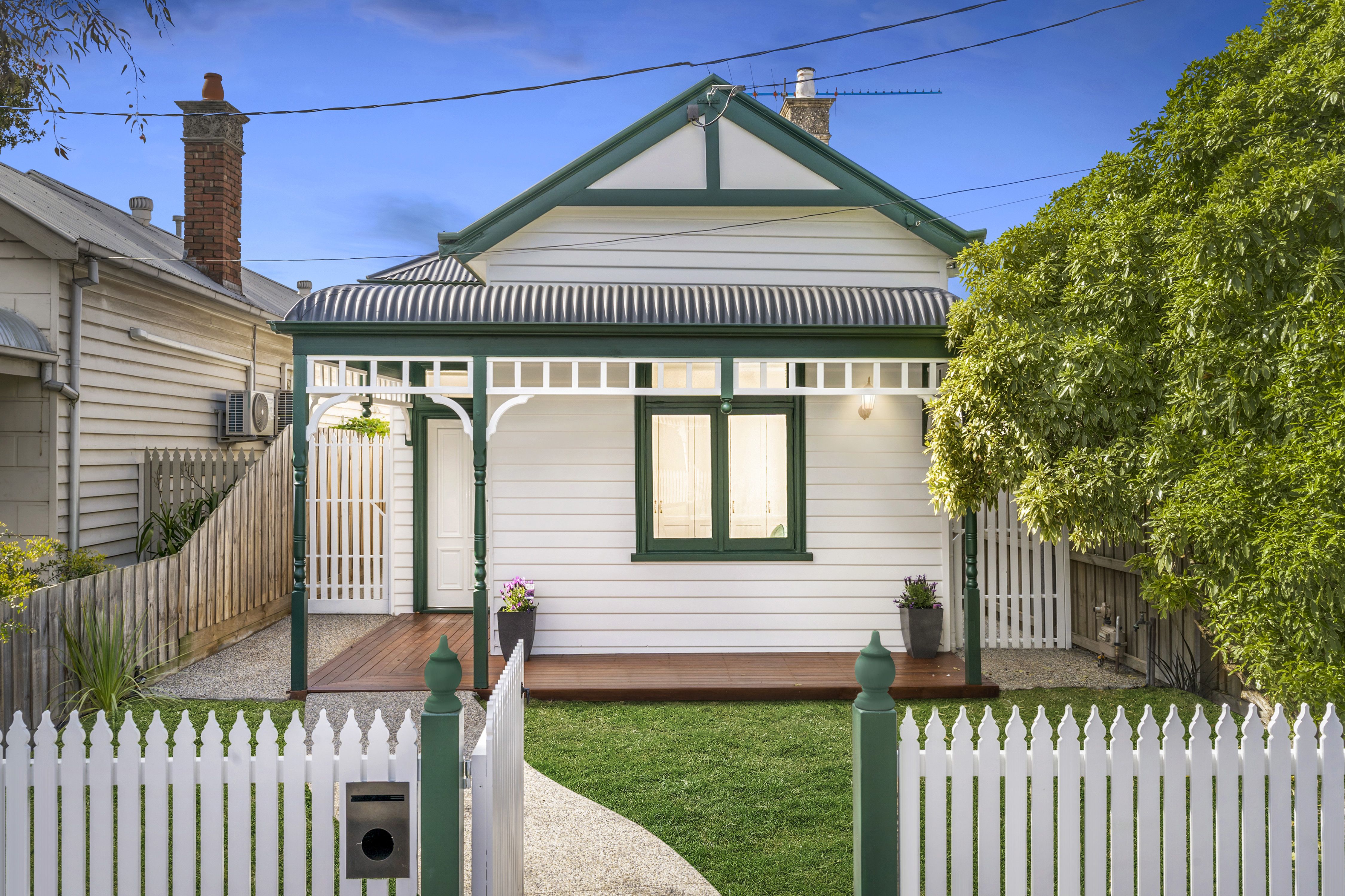 34 Lynch Street Footscray VIC, Footscray - Thumbnail 2