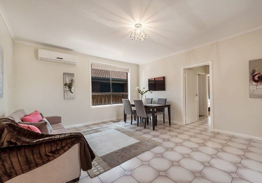 Family Home in A Prime Location!!!