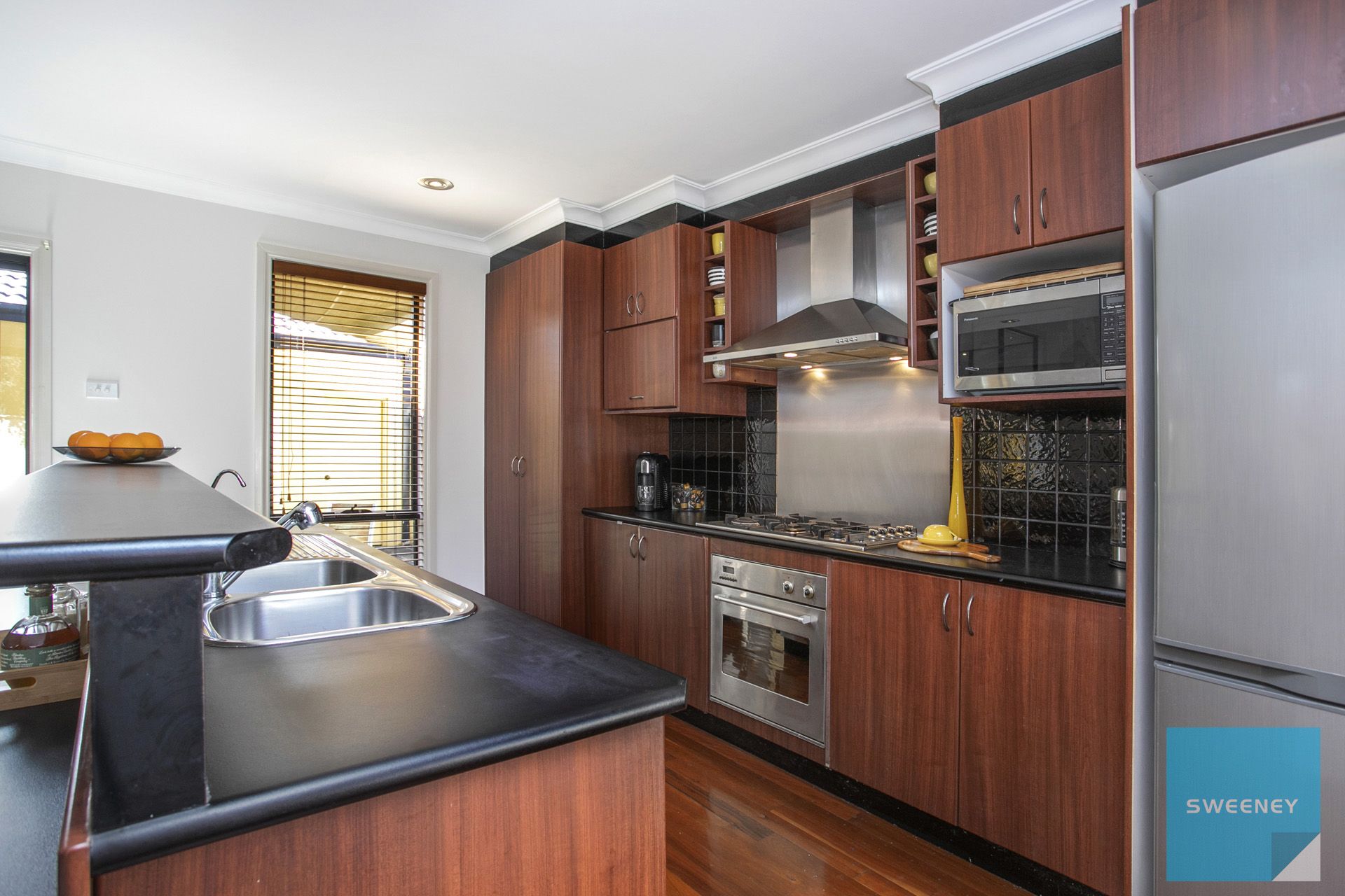 22 Milburn Circuit, Caroline Springs - Thumbnail 7