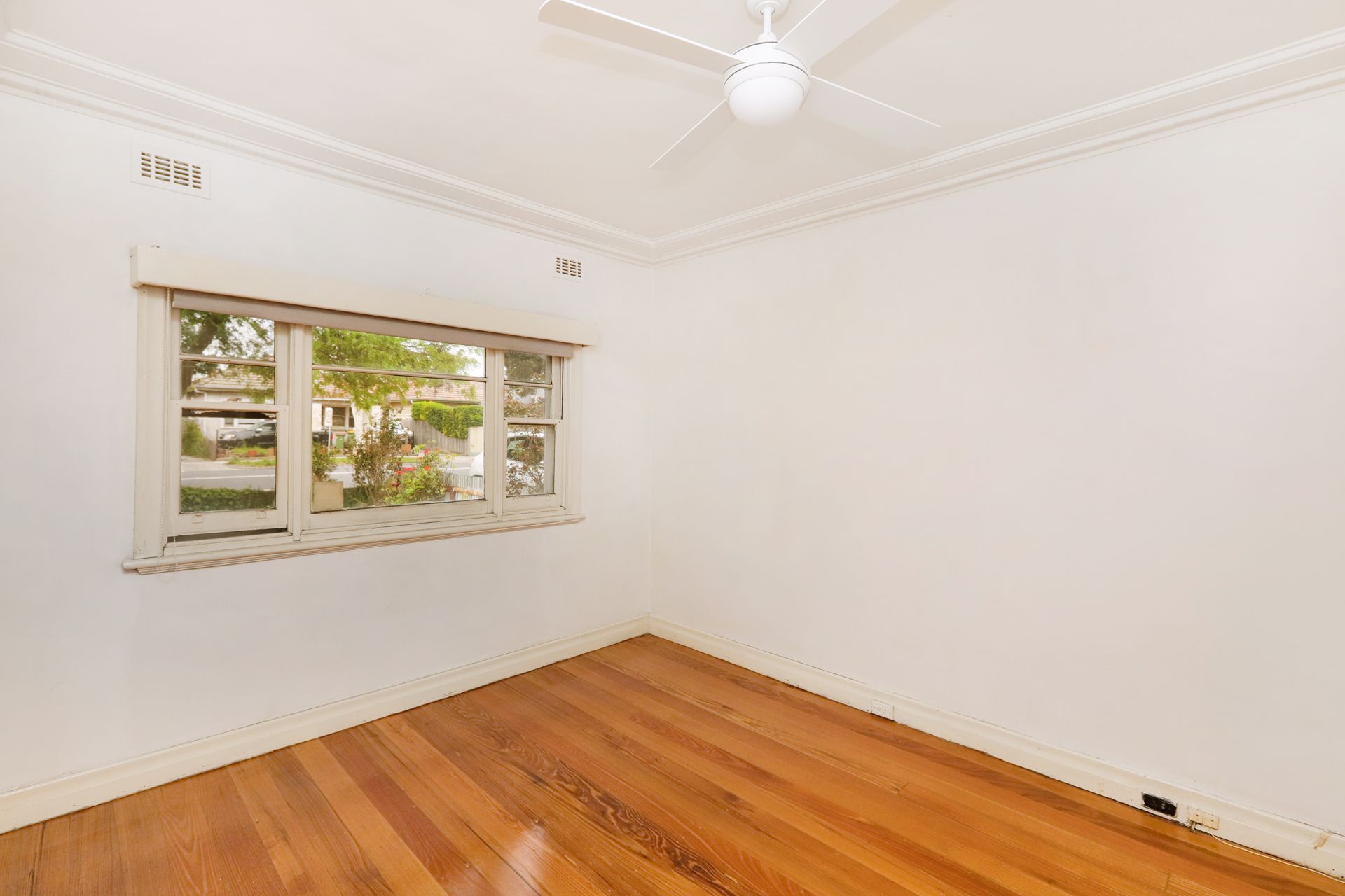 221 Francis Street Yarraville VIC, Yarraville - Thumbnail 3