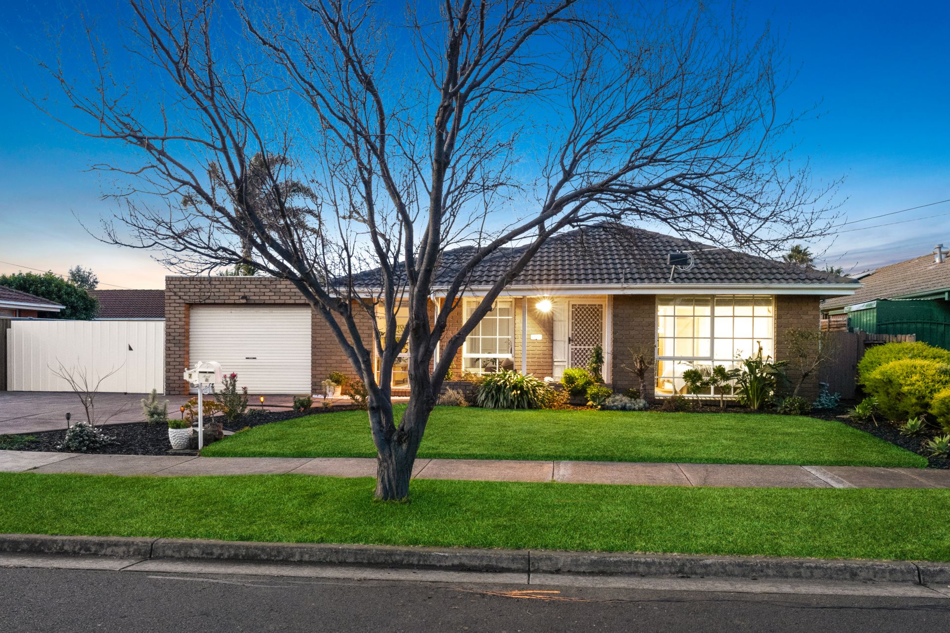7 Hakea Court, Altona Meadows - Thumbnail 2
