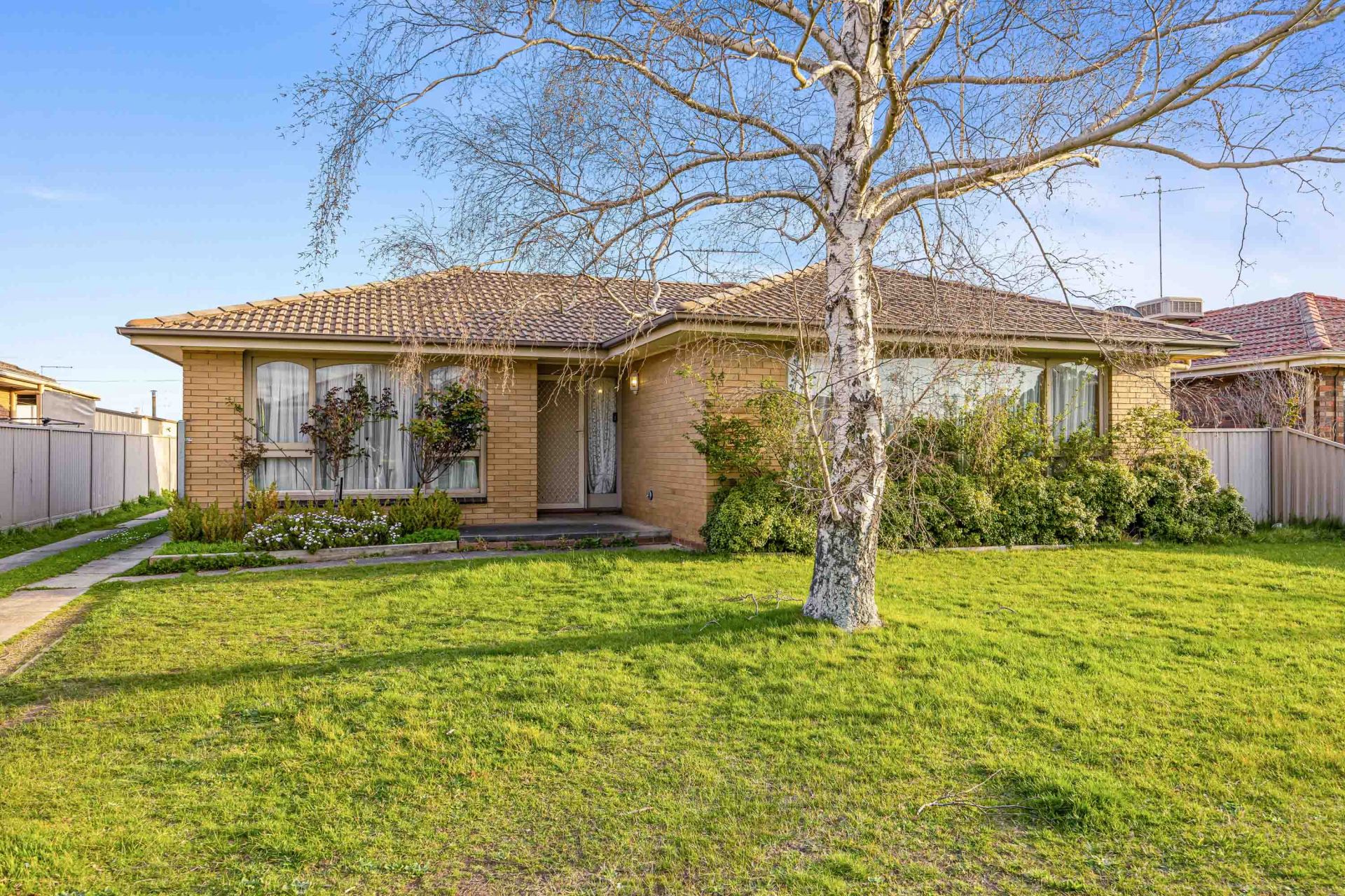 25 Yvonne Street, Wendouree, Wendouree - Thumbnail 3