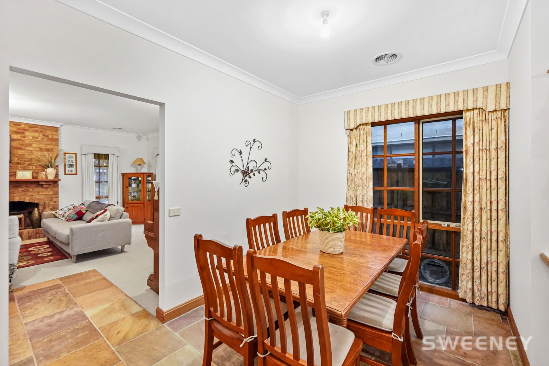 10 Trythall Court, Altona Meadows - Thumbnail 4