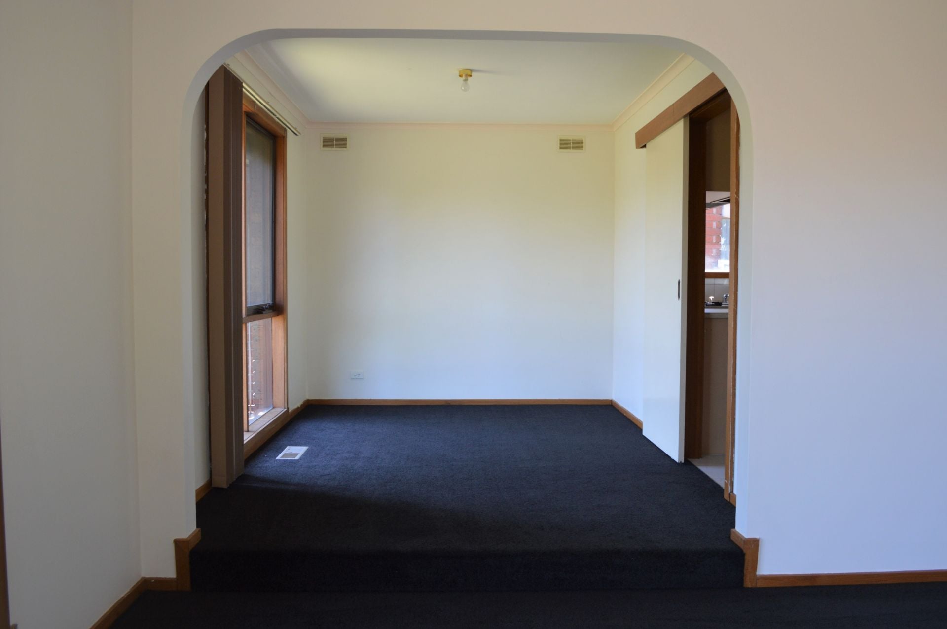 PRICE, SIZE & LOCATION!  *Insp Sat 9th Mar @ 10:55am*