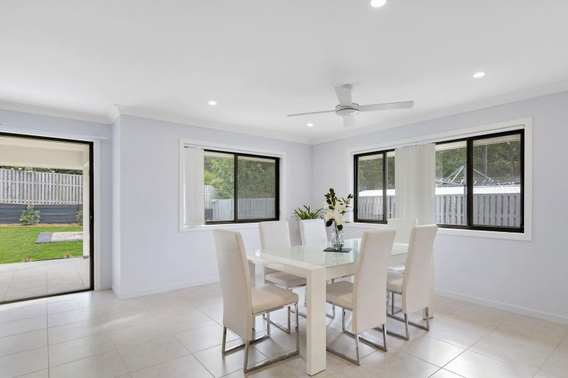 Real Estate For Sale 4 Logan Crescent Oxenford , QLD