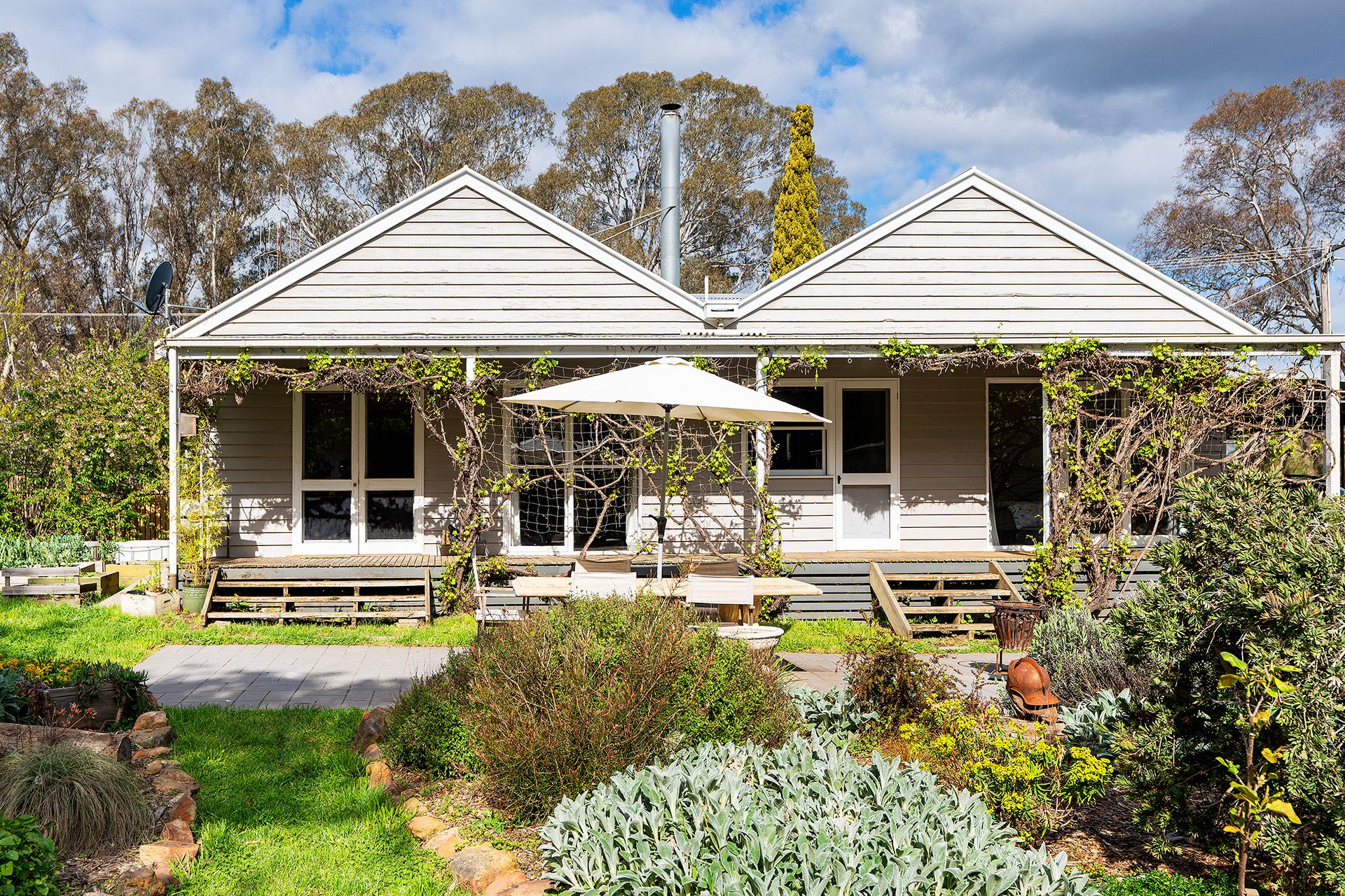 2 Midland Highway, Castlemaine - Thumbnail 2