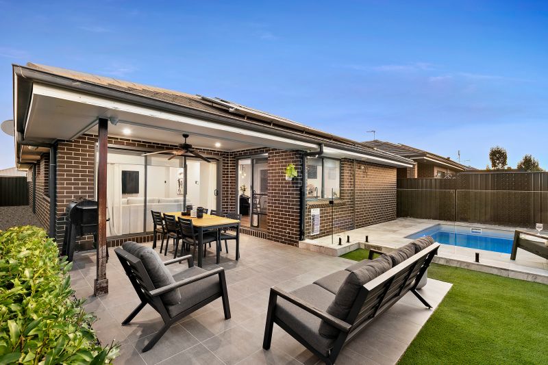 Real Estate For Sale 16 Abidi Street Spring Farm , NSW