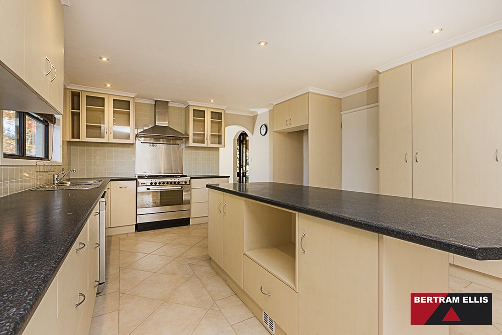 23 Brownsmith Crescent, Kambah - Thumbnail 5