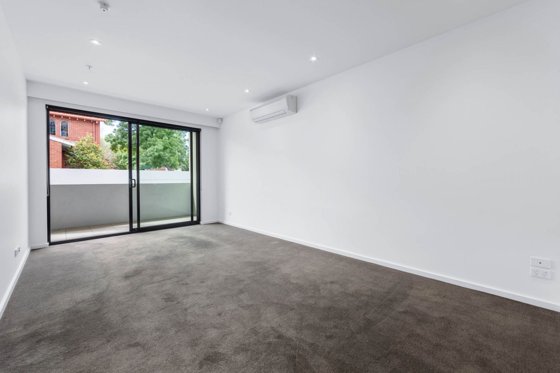 10/433 Inkerman Road, St Kilda East - Thumbnail 4