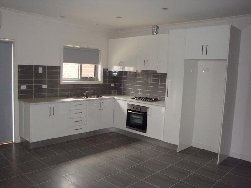 Luxury Living On Leamington!