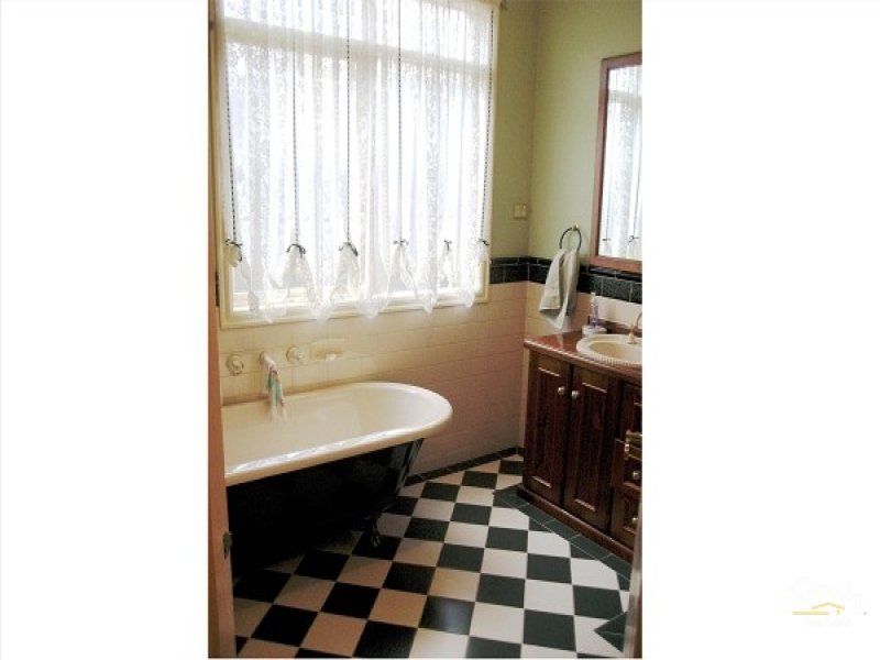 85 Knightsbridge Avenue, Altona Meadows - Thumbnail 6