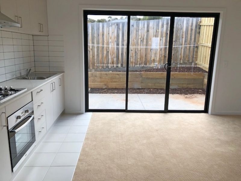 1-9/5 Ross Street, Darley - Thumbnail 7