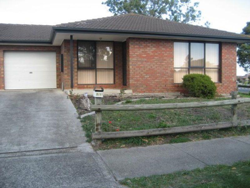 2/13 Devlin Court, Mill Park