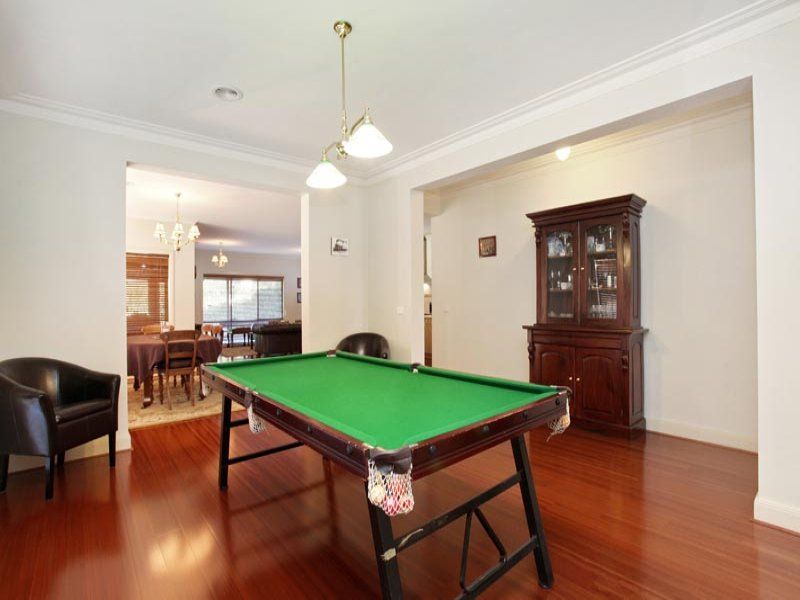 6 Claretown Avenue, Caroline Springs - Thumbnail 7
