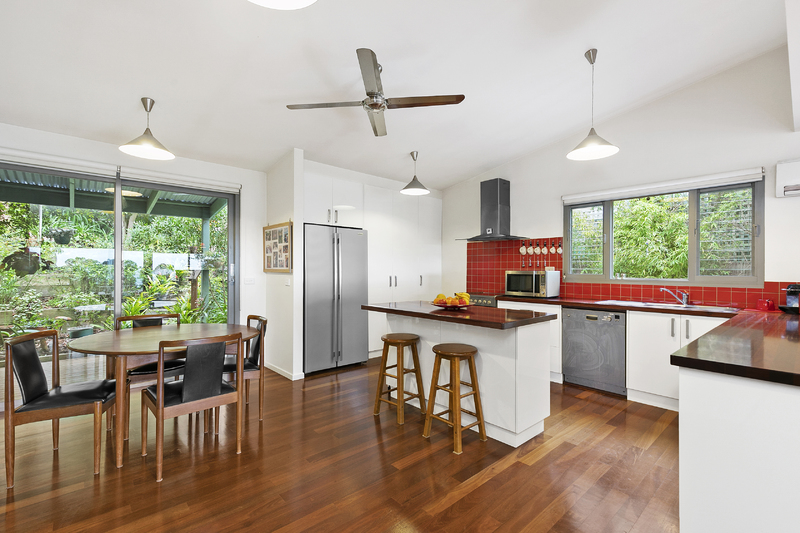 11 Normanby Terrace, Lorne, VIC, Lorne - Thumbnail 2