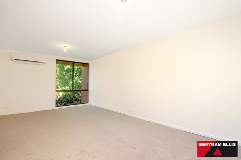 76 Livingston Avenue, Kambah - Thumbnail 3