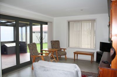 3
 
 
 
  
 
 
 2
 
 
 
  
 
 
 2
 
 
 
 
 
 
 
 5 Links Court, Shearwater TAS 7307, Shearwater - Thumbnail 4