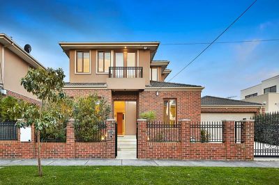 8 Parker Street, Brighton East