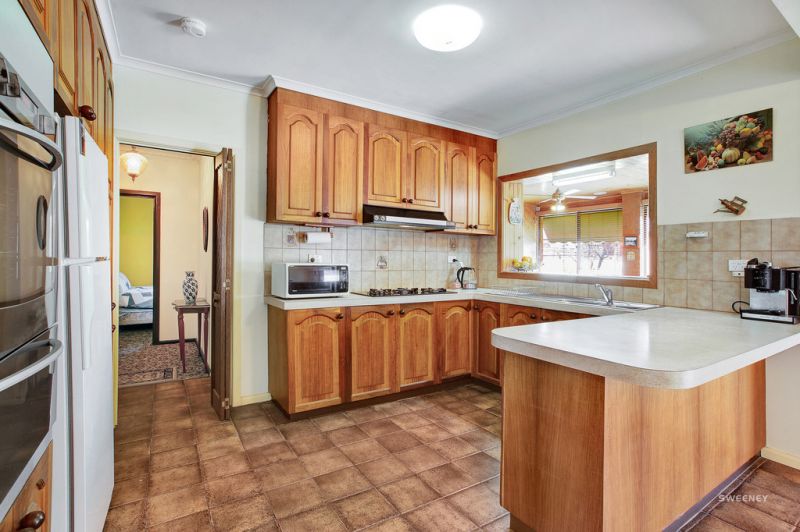 23 MacDonald Avenue, Altona North - Thumbnail 8