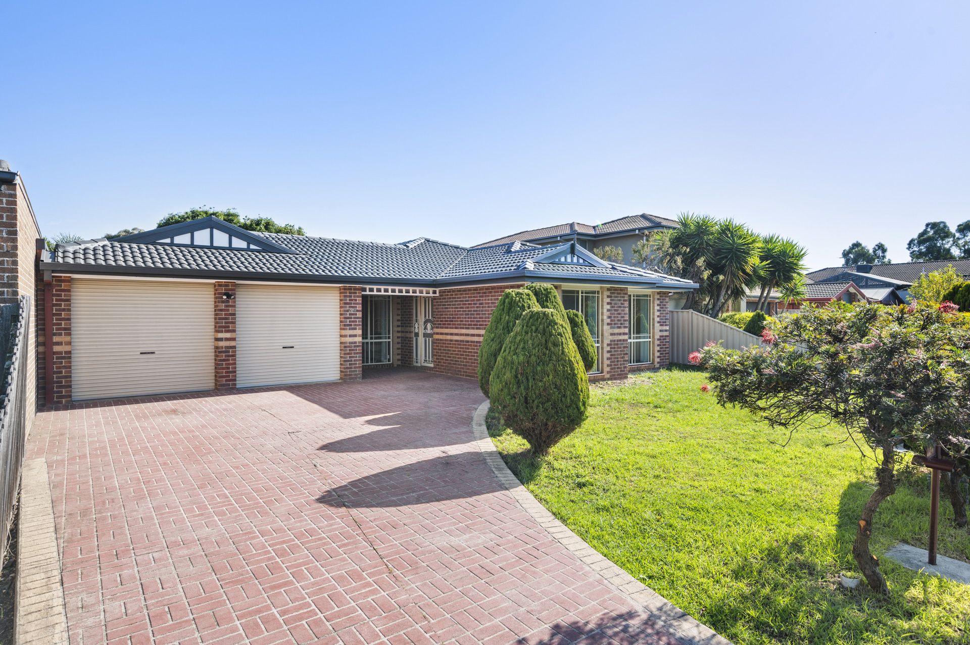 SUBSTANTIAL FAMILY HOME IN PRIZED PARKLANDS ESTATE