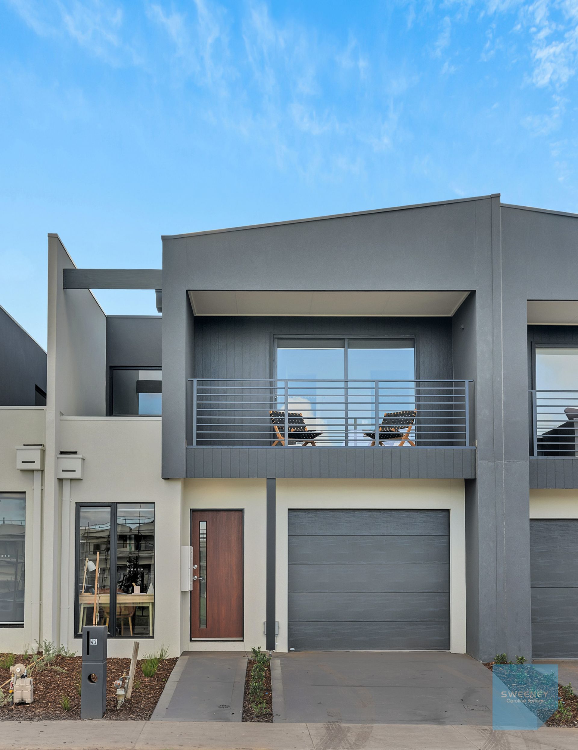 42 Chateau Promenade, Deanside - Thumbnail 2