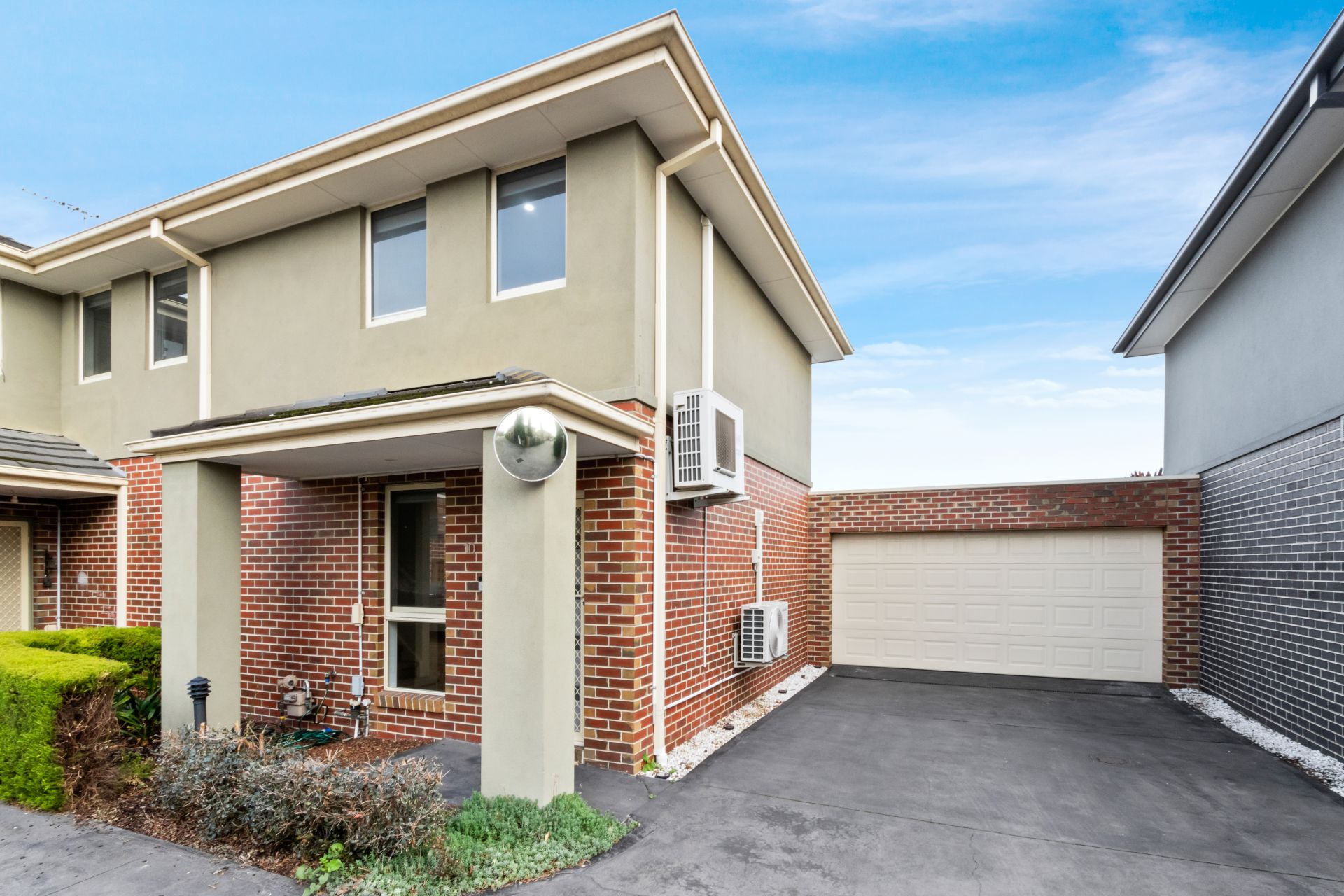 Luxurious Townhouse in Reservoir - Your Dream Home Awaits!