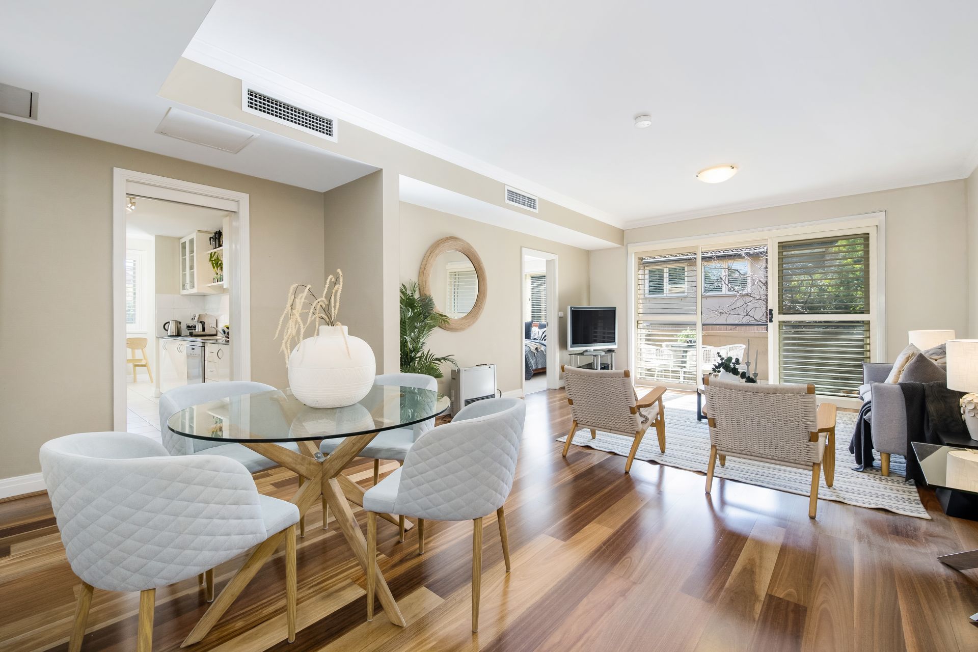 Real Estate For Sale 203/8 Karrabee Avenue Huntleys Cove , NSW