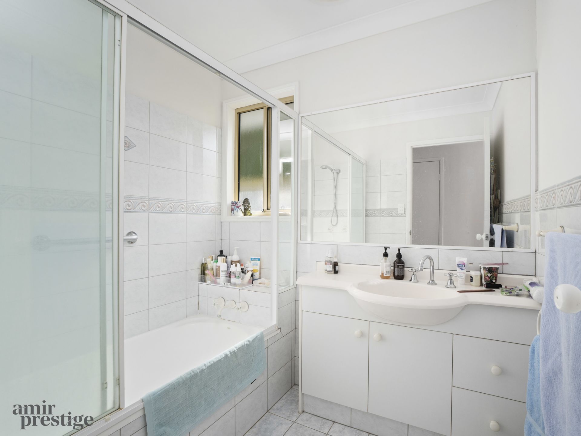2/57 Melinda Street, Southport - Thumbnail 7