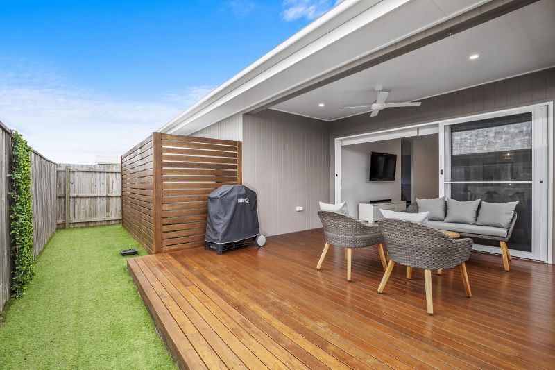 10 Angelou Court, Baringa