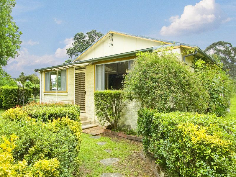 730 Londonderry Road, Londonderry - Thumbnail 5