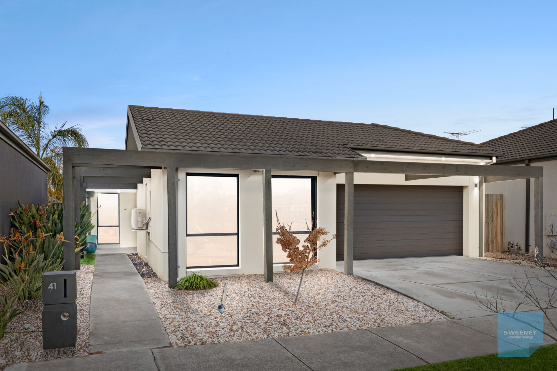 41 Giverny Close, Burnside Heights - Thumbnail 2