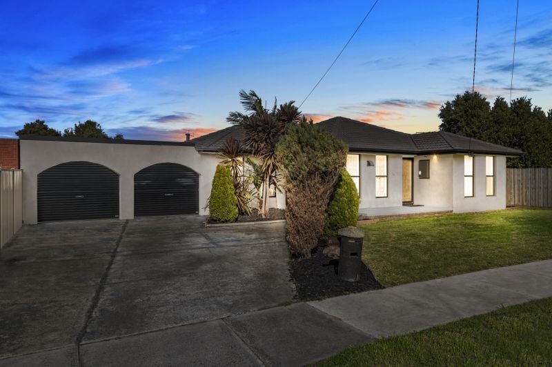 15 Dempsey Court, Epping