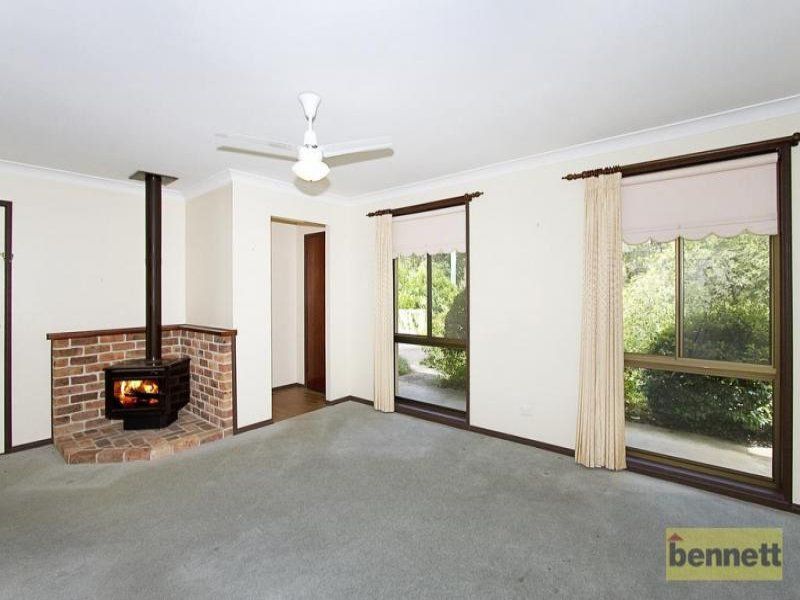 25 Burralow Road, Kurrajong Heights - Thumbnail 3