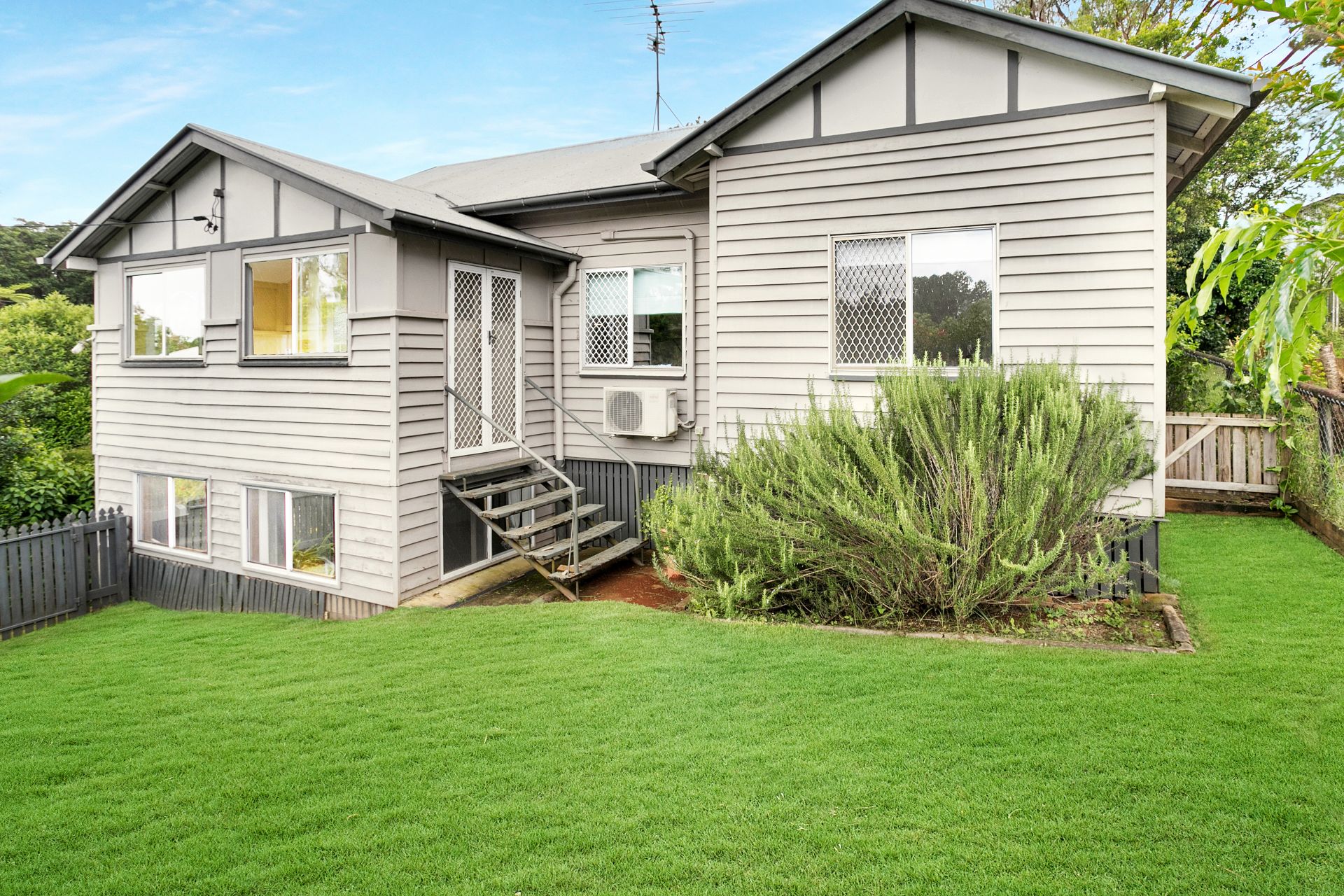13 Beech Street Maleny QLD, Maleny - Thumbnail 2