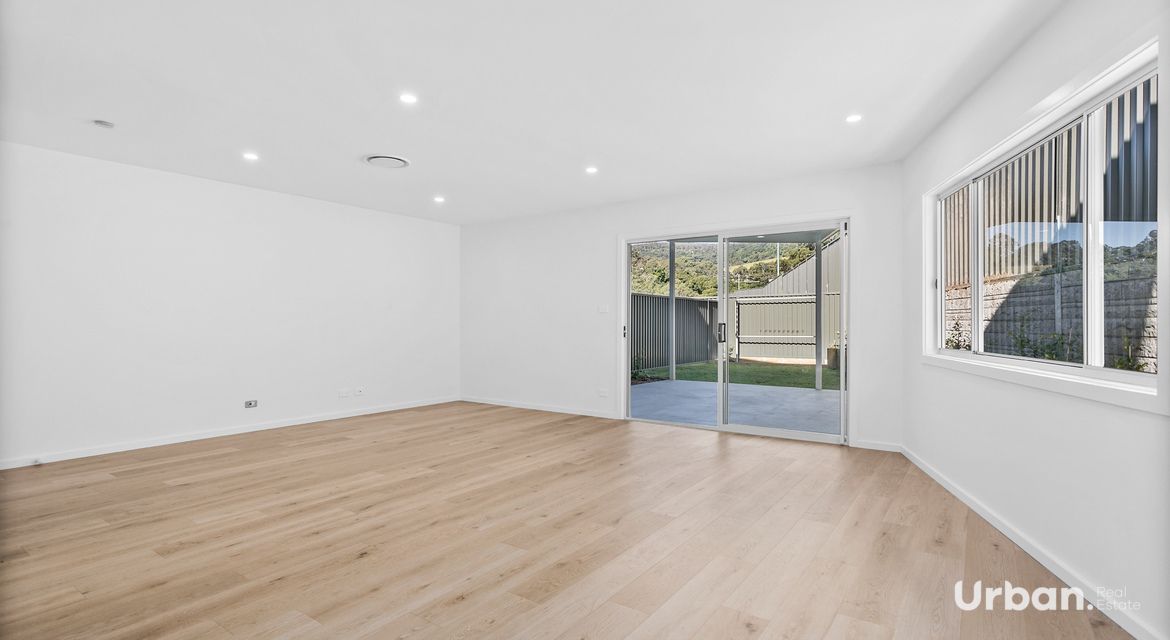 Tullimbar 2 Burrier Street