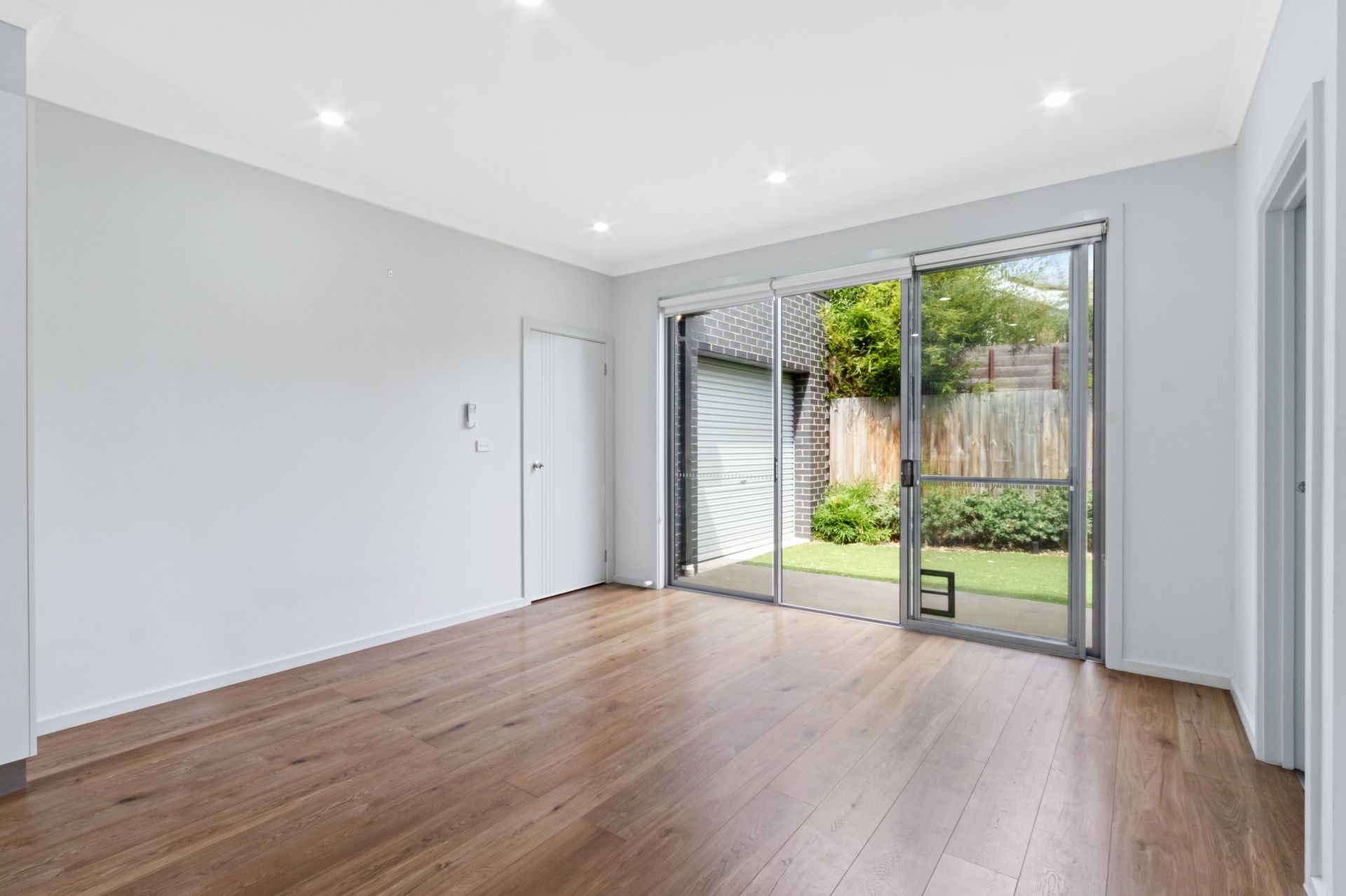 Charming Townhouse in Ideal Location