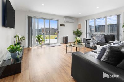4
 
 
 
  
 
 
 3
 
 
 
  
 
 
 2
 
 
 
 
 
 
 
 51 Calthorpe Street, Latrobe TAS 7307, Latrobe - Thumbnail 7