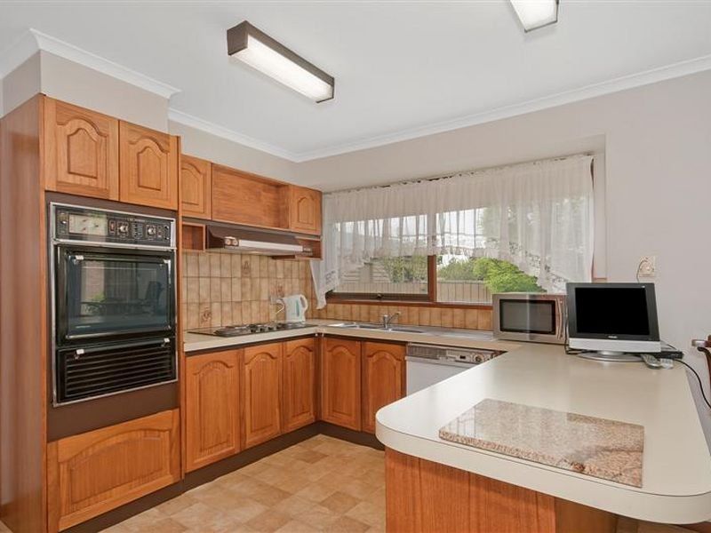 82 Mclachlan Street, Apollo Bay, VIC, Apollo Bay - Thumbnail 2