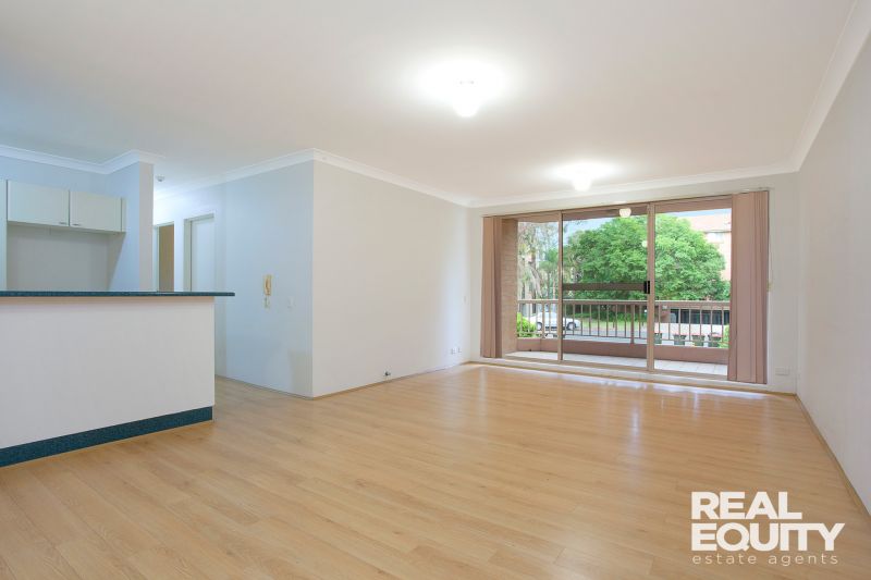 Real Estate For Lease 1/5 Mead Drive Chipping Norton , NSW