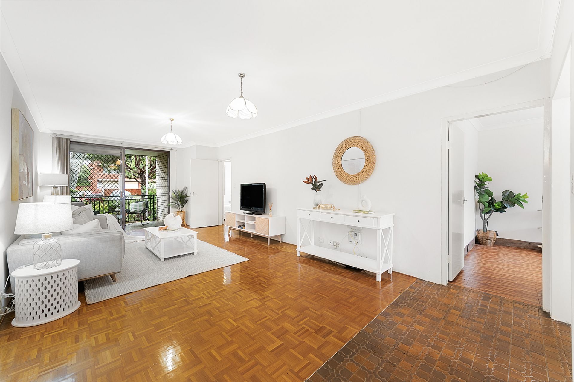 1/7-9 Burlington Road, Homebush, Homebush - Thumbnail 2