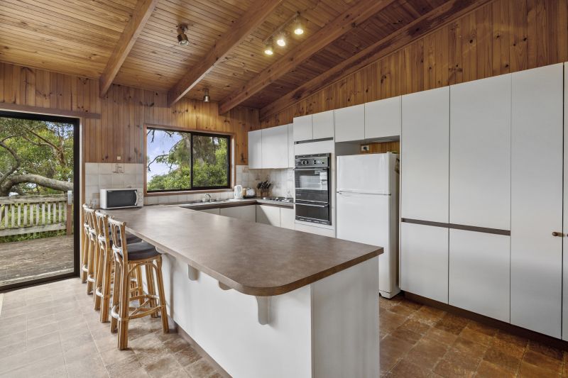 6 Heath Street, Lorne, VIC, Lorne - Thumbnail 3