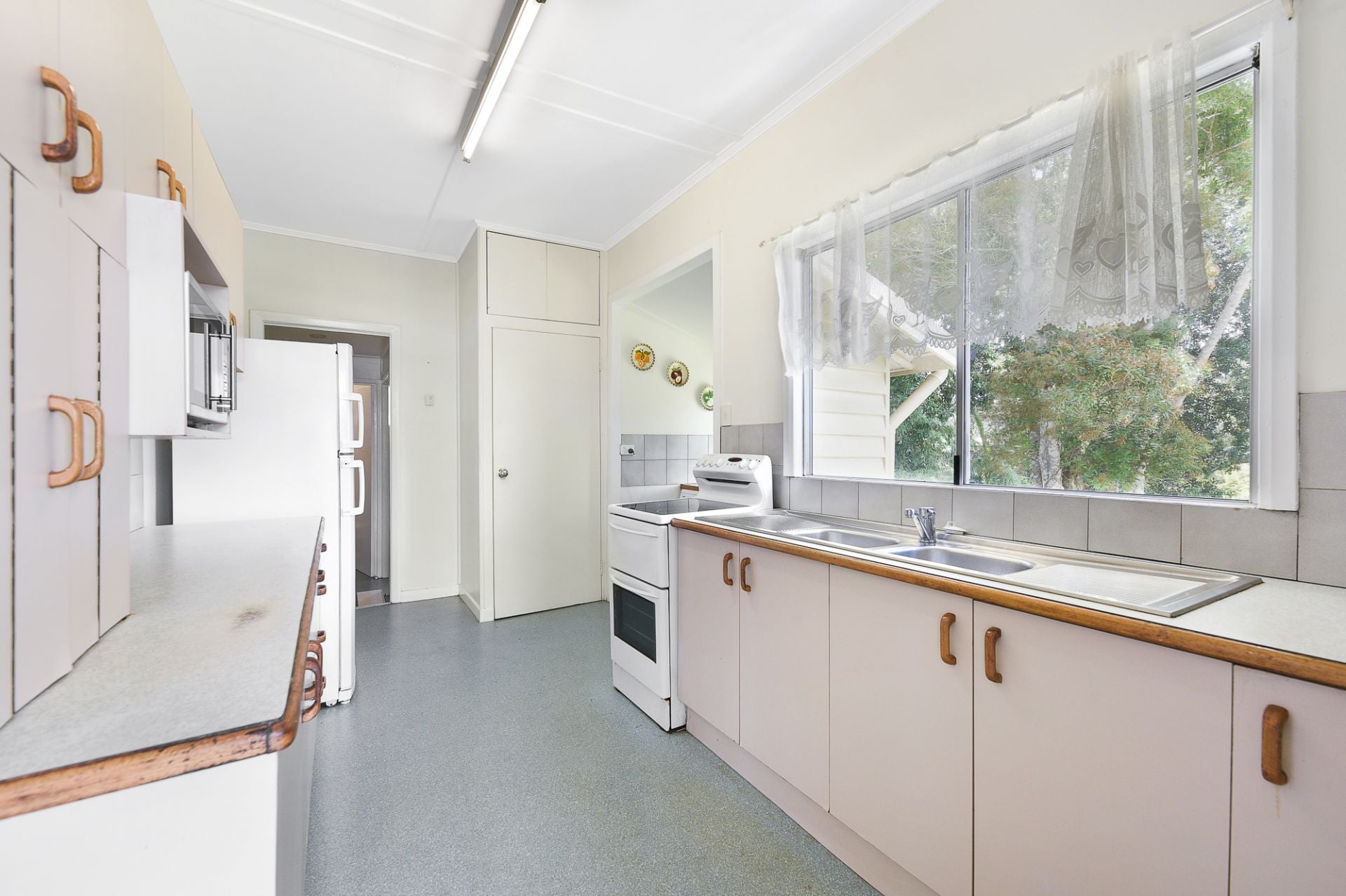27 Fairmeadow Road Nambour QLD, Nambour - Thumbnail 8