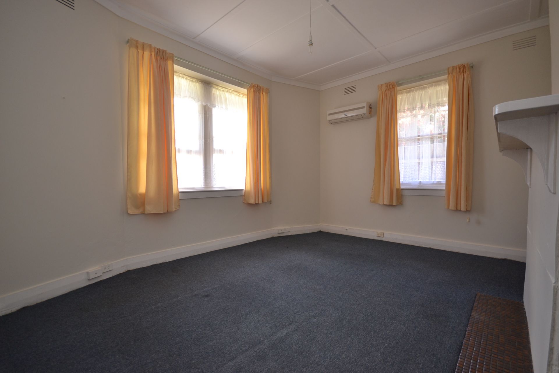 PRIME, CENTRAL, HEART OF PRESTON LOCATION!