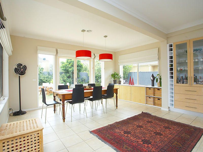 10 Greenview Way, Sanctuary Lakes - Thumbnail 7