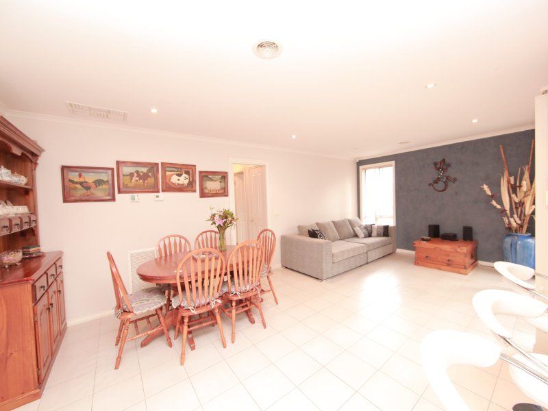 3 The Maison Terrace SOUTH MORANG, South Morang - Thumbnail 6