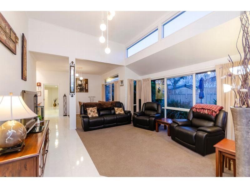 18 Sunrise Close OCEAN GROVE VIC, Ocean Grove - Thumbnail 4