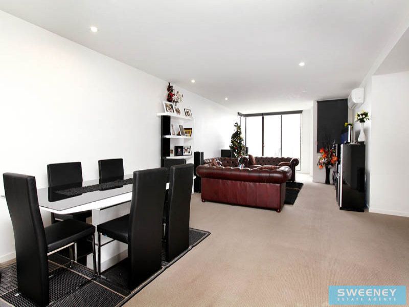 14/1 Woodward Way, Caroline Springs - Thumbnail 4